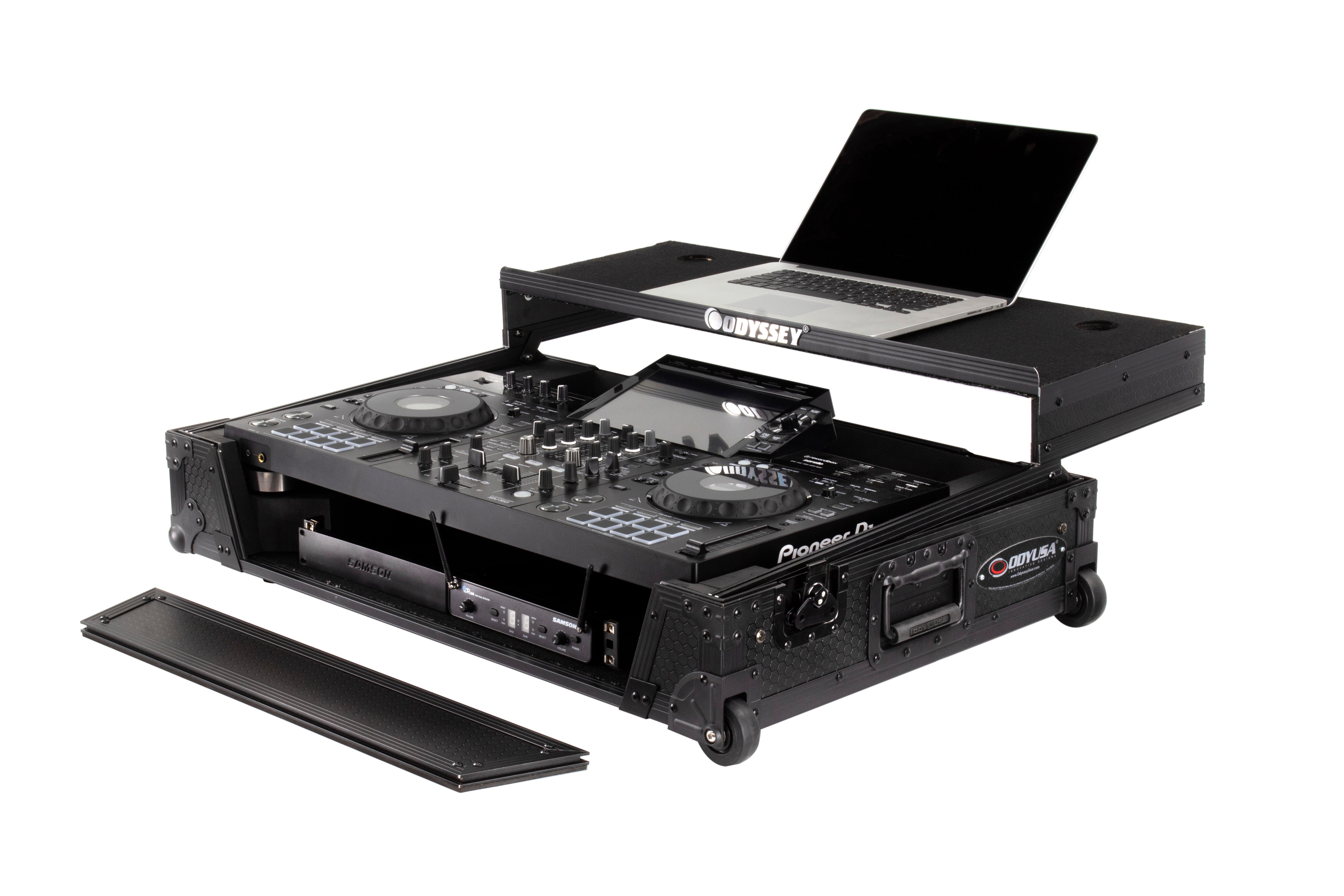 Odyssey 810295 - Pioneer XDJ-RX3 Industrial Board Glide Style 1U Case