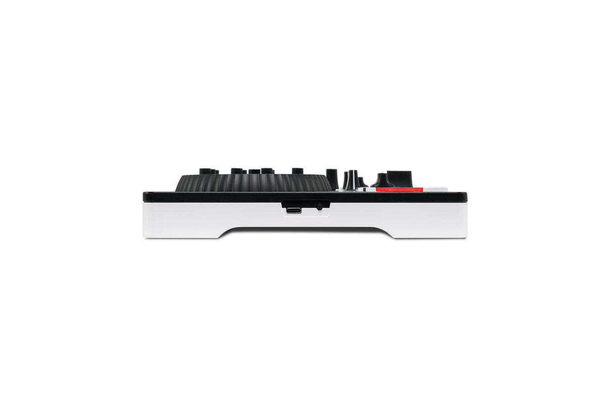 Numark PartyMix III - Flexible DJ controller with Stems.