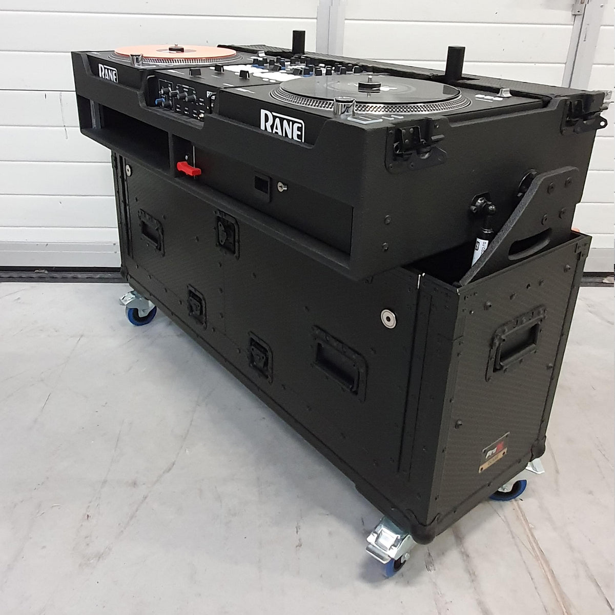 ProX Flip-Ready Easy Retracting Hydraulic Lift Case for RANE Twelve Seventy and Seventy Two MKII Series , with Two Laptop Arms.