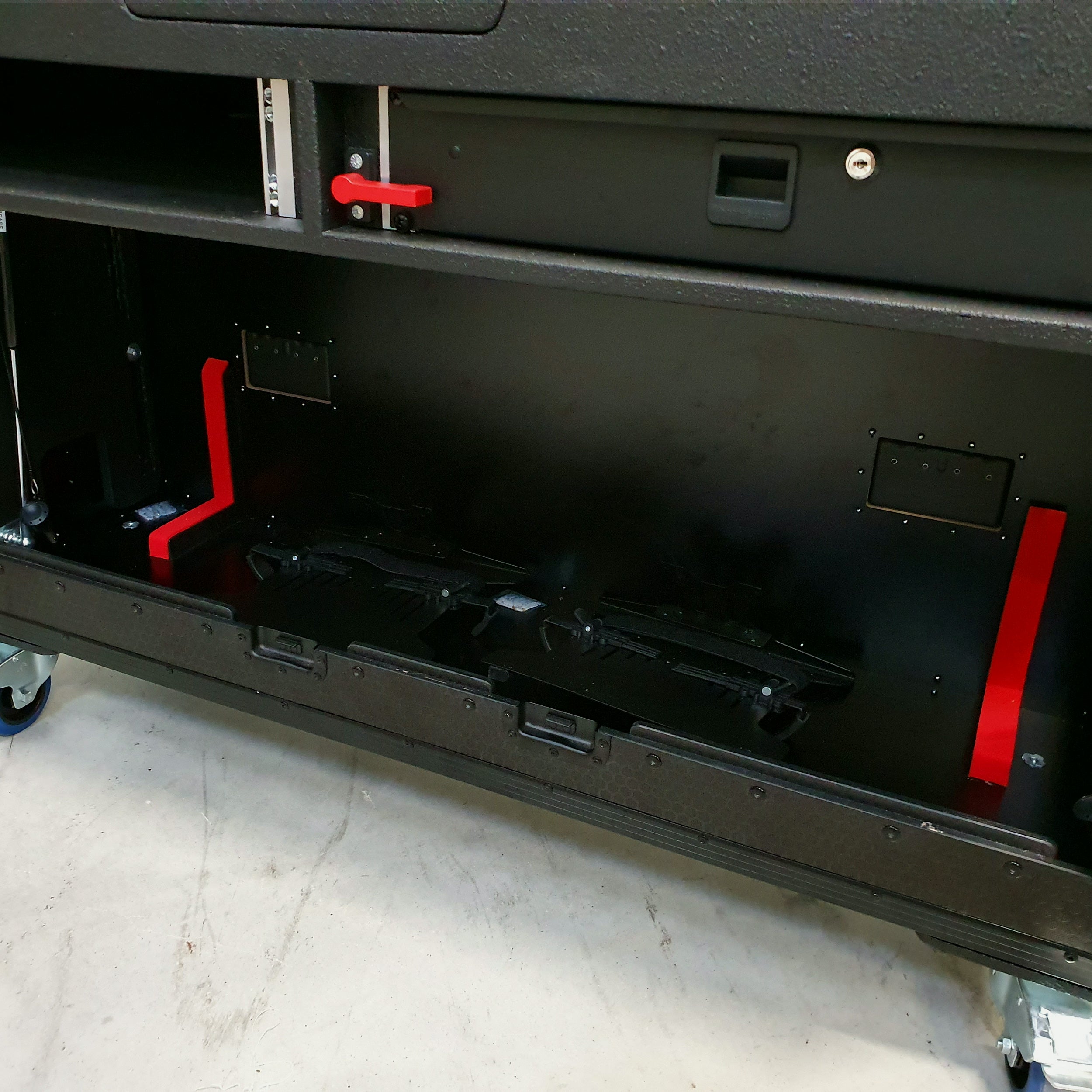 ProX Flip-Ready Easy Retracting Hydraulic Lift Case for RANE Twelve Seventy and Seventy Two MKII Series , with Two Laptop Arms