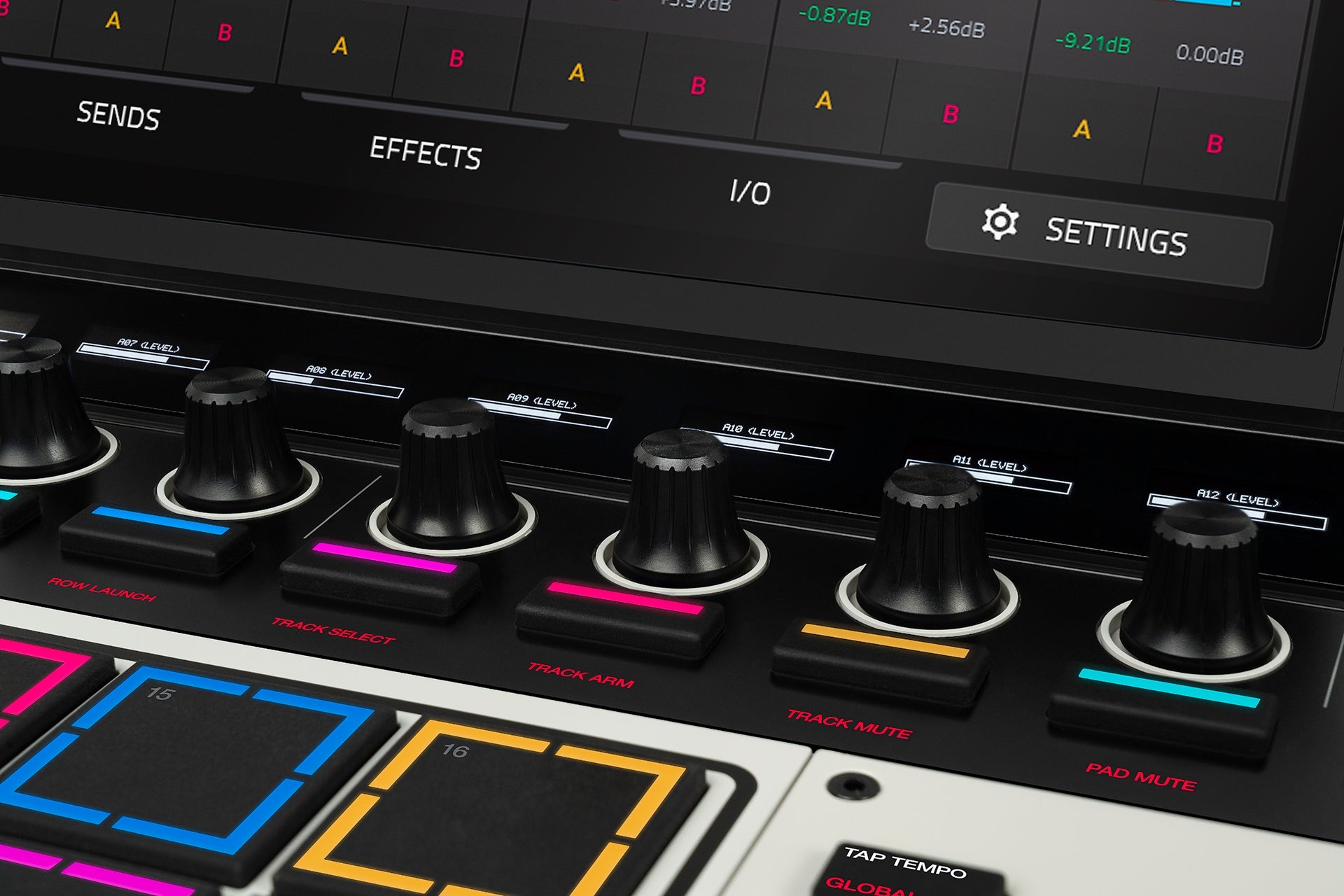 Akai MPC XL - Next-Generation Flagship Standalone MPC for Sampling and Sequencing