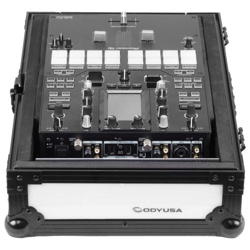 Odyssey FFX11MIXBL DJ Mixer Flight Case - view 4