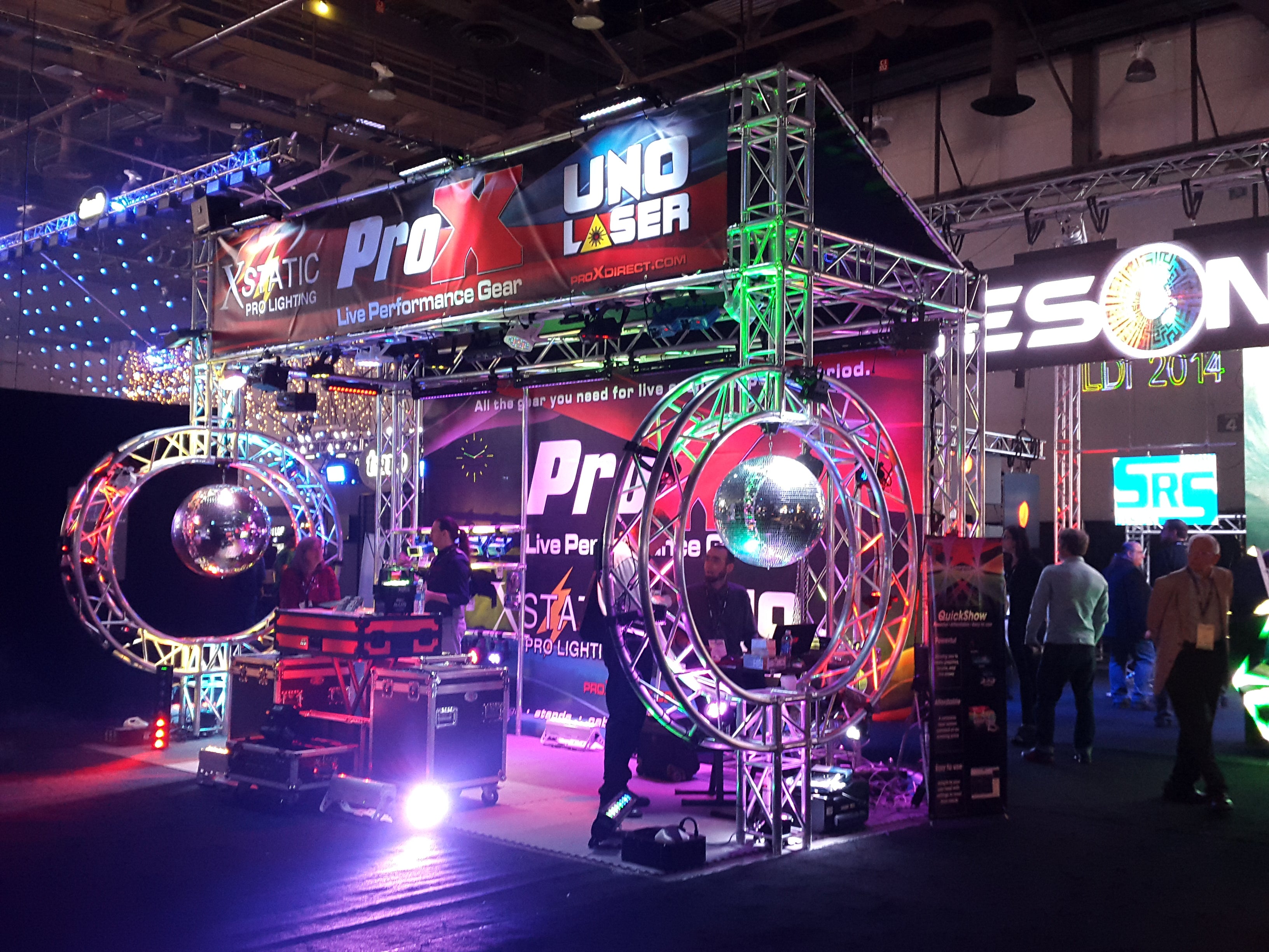 ProX Double Circle 10X20 Exhibition Module Stand Truss Package