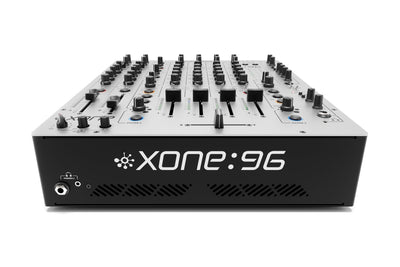 Allen & Heath XONE:96 - 6+2 Channel Professional Club Mixer