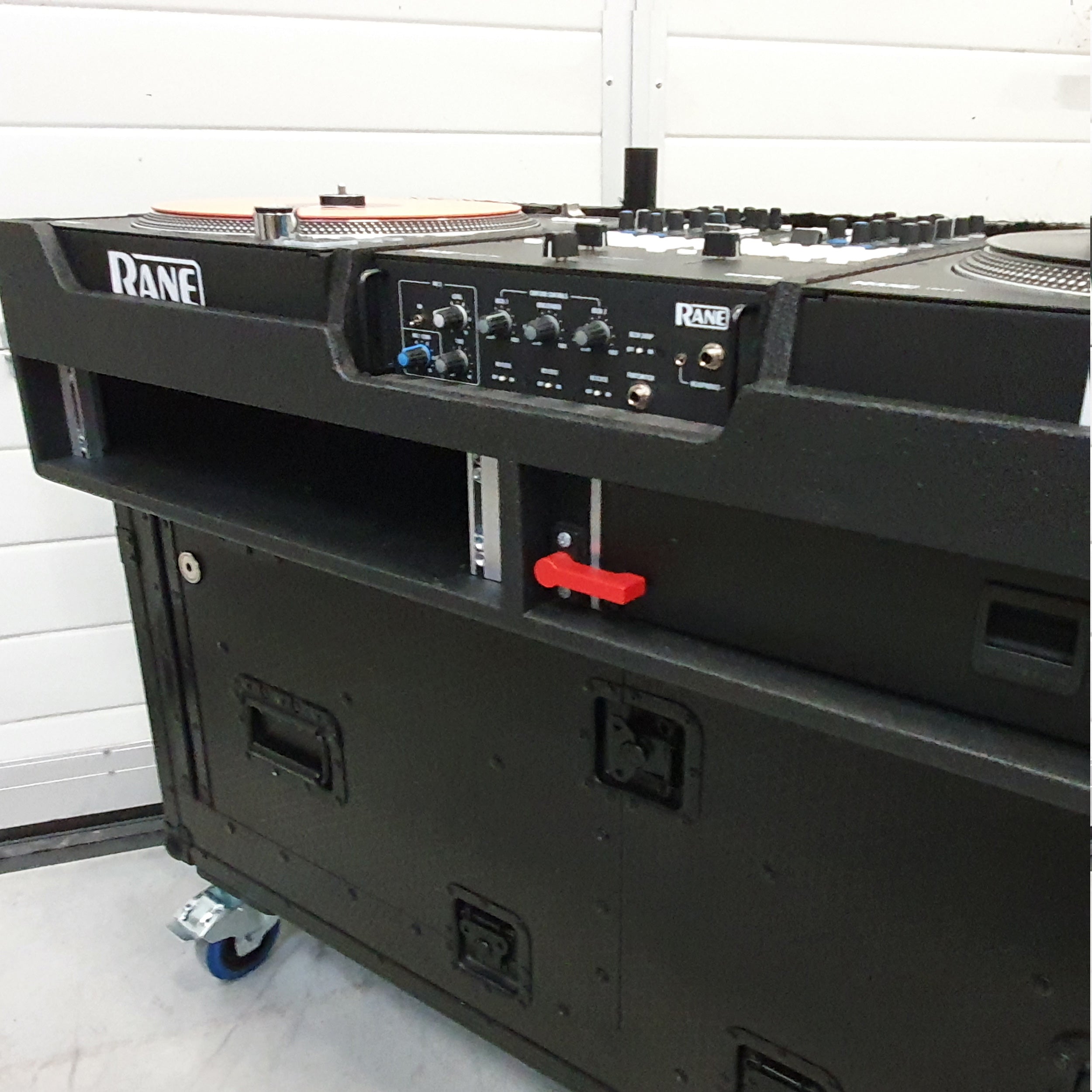 ProX Flip-Ready Easy Retracting Hydraulic Lift Case for RANE Twelve Seventy and Seventy Two MKII Series , with Two Laptop Arms