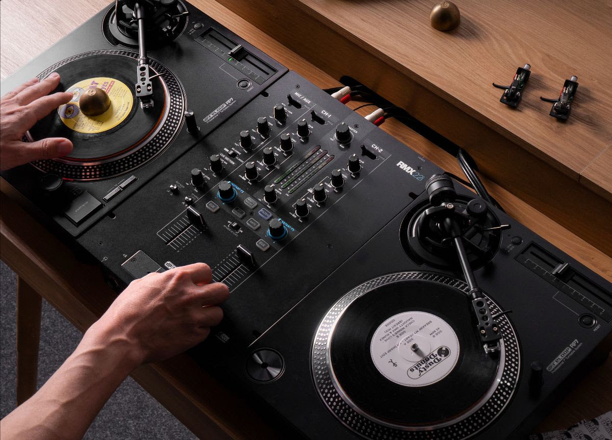 Reloop RP-7 - Open Box!