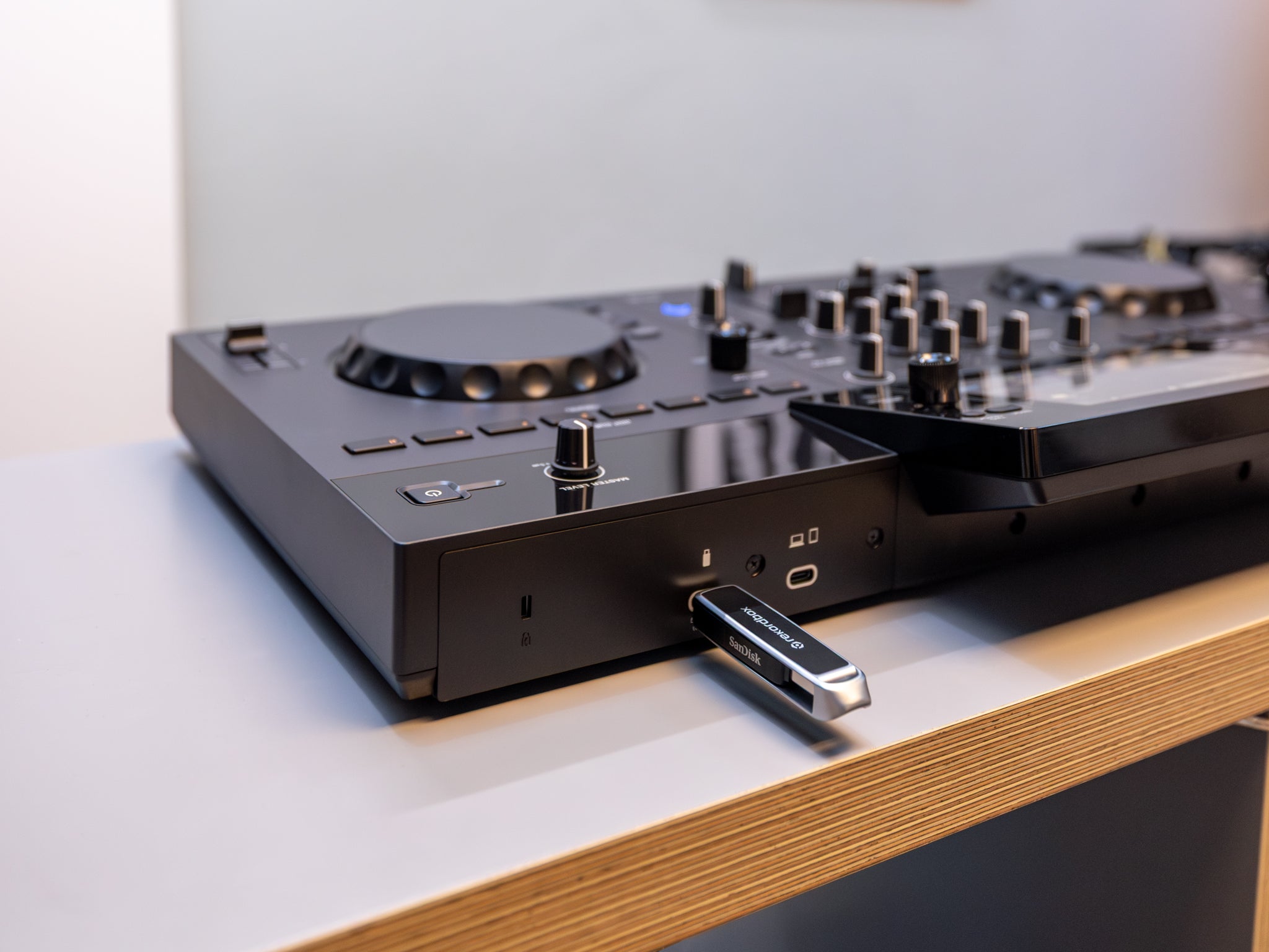 AlphaTheta XDJ-AN - All-in-one DJ System