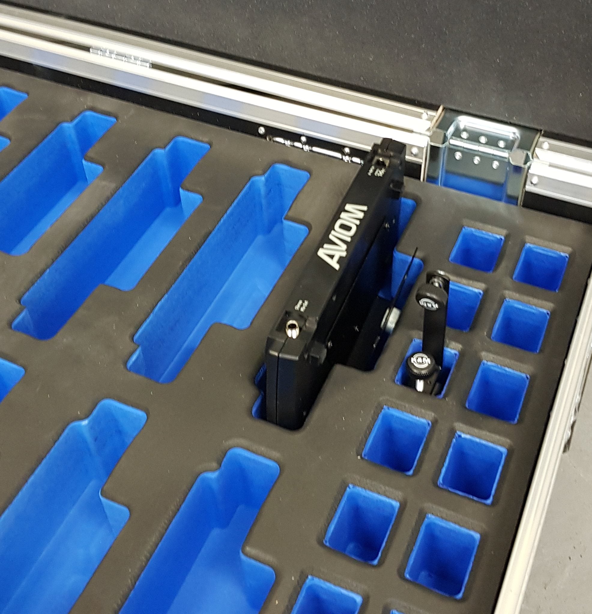 ProX Flight case for 16pcs AVIOM A320 and K&M Stand holders