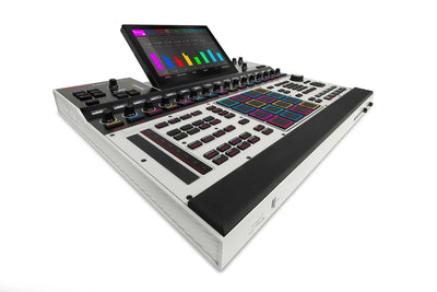 Akai MPC XL - Next-Generation Flagship Standalone MPC for Sampling and Sequencing