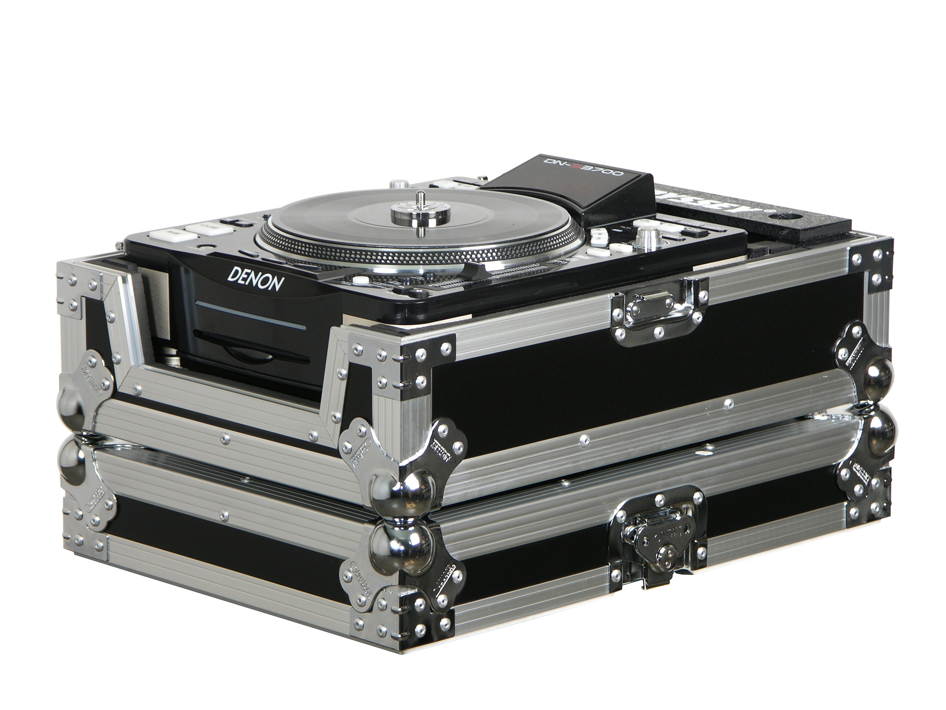 CDJ2000Nexus2✖︎2台。PioneerDJ officialケース付き Pioneer CDJ-2000NXS2 Cases @ The DJ Hookup