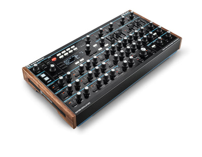 Novation Peak - Polyphonic Synthesiser