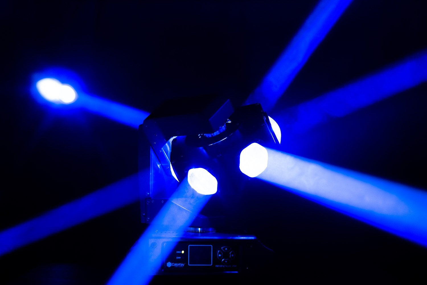 Colorkey Scorpius FX - 6x40W 4-in-1 RGBW LED Effect Fixture