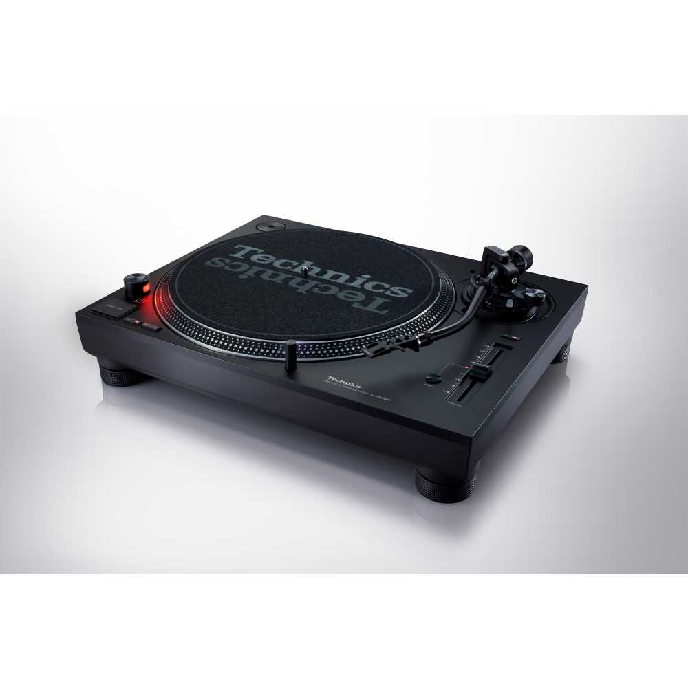 Technics SL-1200MK7 - Direct Drive Turntable System @ The DJ Hookup